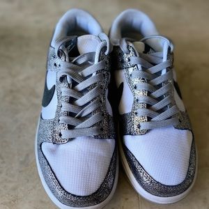 Nike dunk shoes